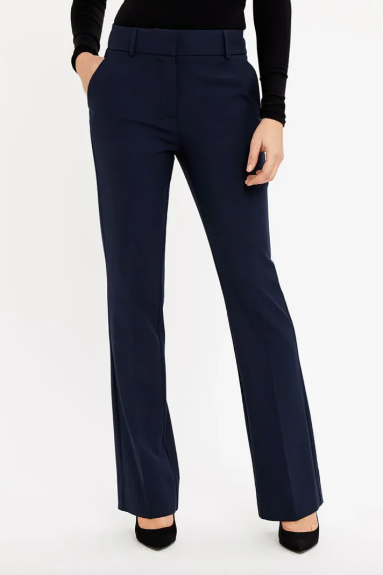 Clara Regular Navy
