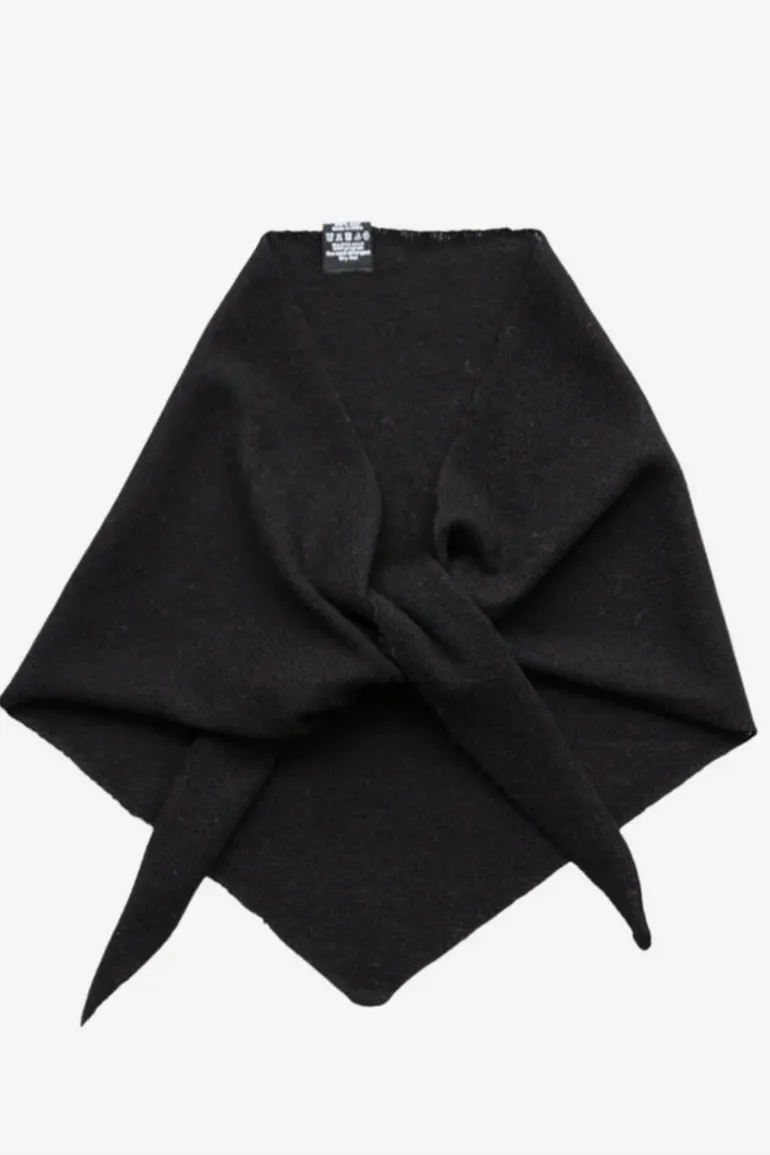 Mina Merino Scarf Black