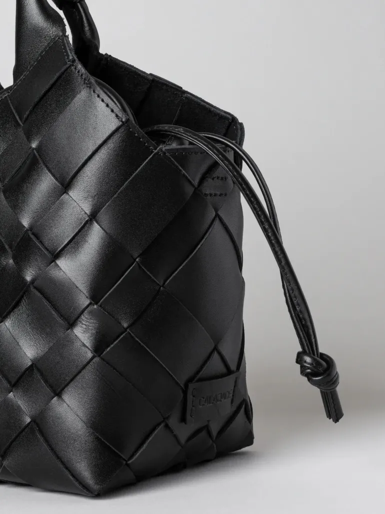 Misu Medium Black
